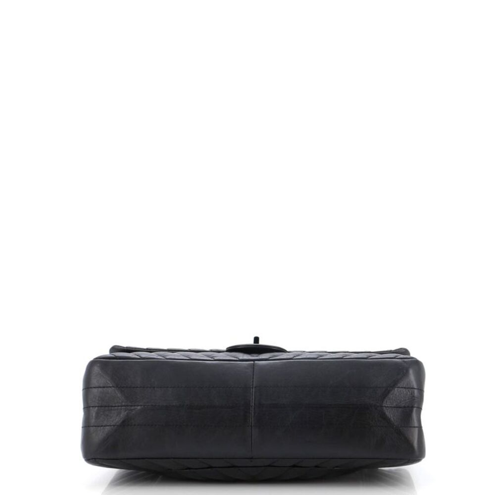 Chanel So Black Reissue 2.55 Flap Bag Chevron Aged Calfskin 226 Black - Picture 4 of 8